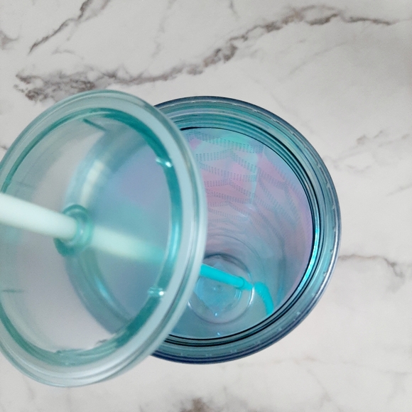 Iridescent mermaid scale Starbucks tumbler - Picture 3 of 3